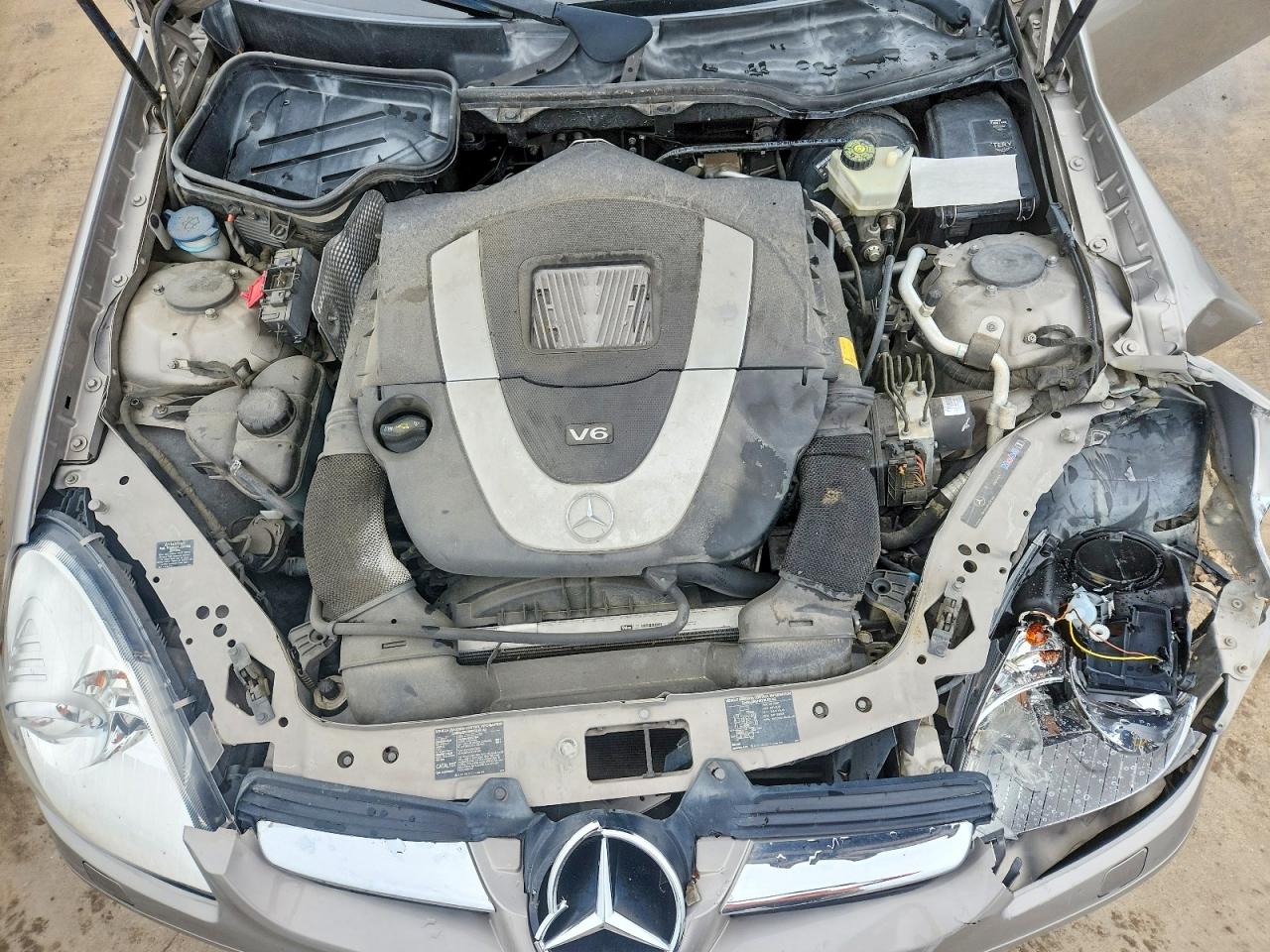 2005 MERCEDES-BENZ SLK 350 photo 21