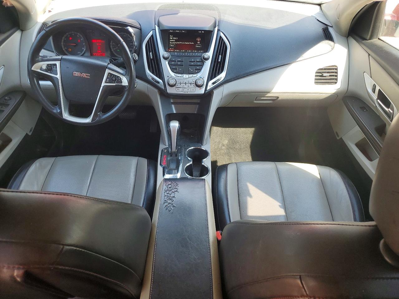 2013 GMC TERRAIN photo 15