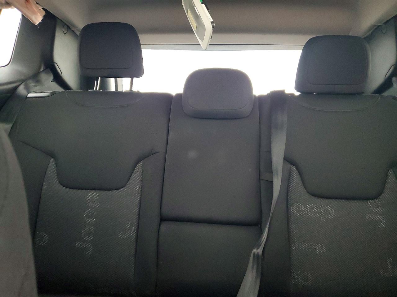 2015 JEEP RENEGADE LATITUDE photo 10