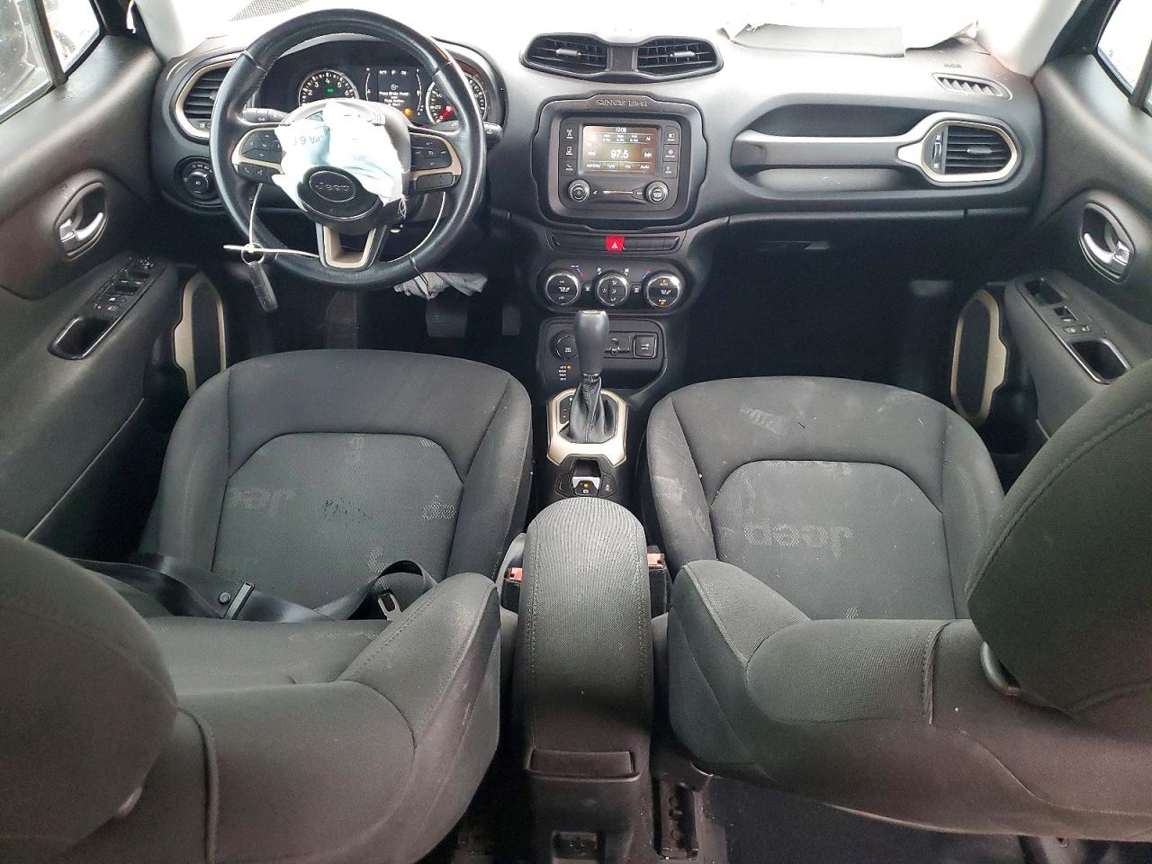 2015 JEEP RENEGADE LATITUDE photo 8