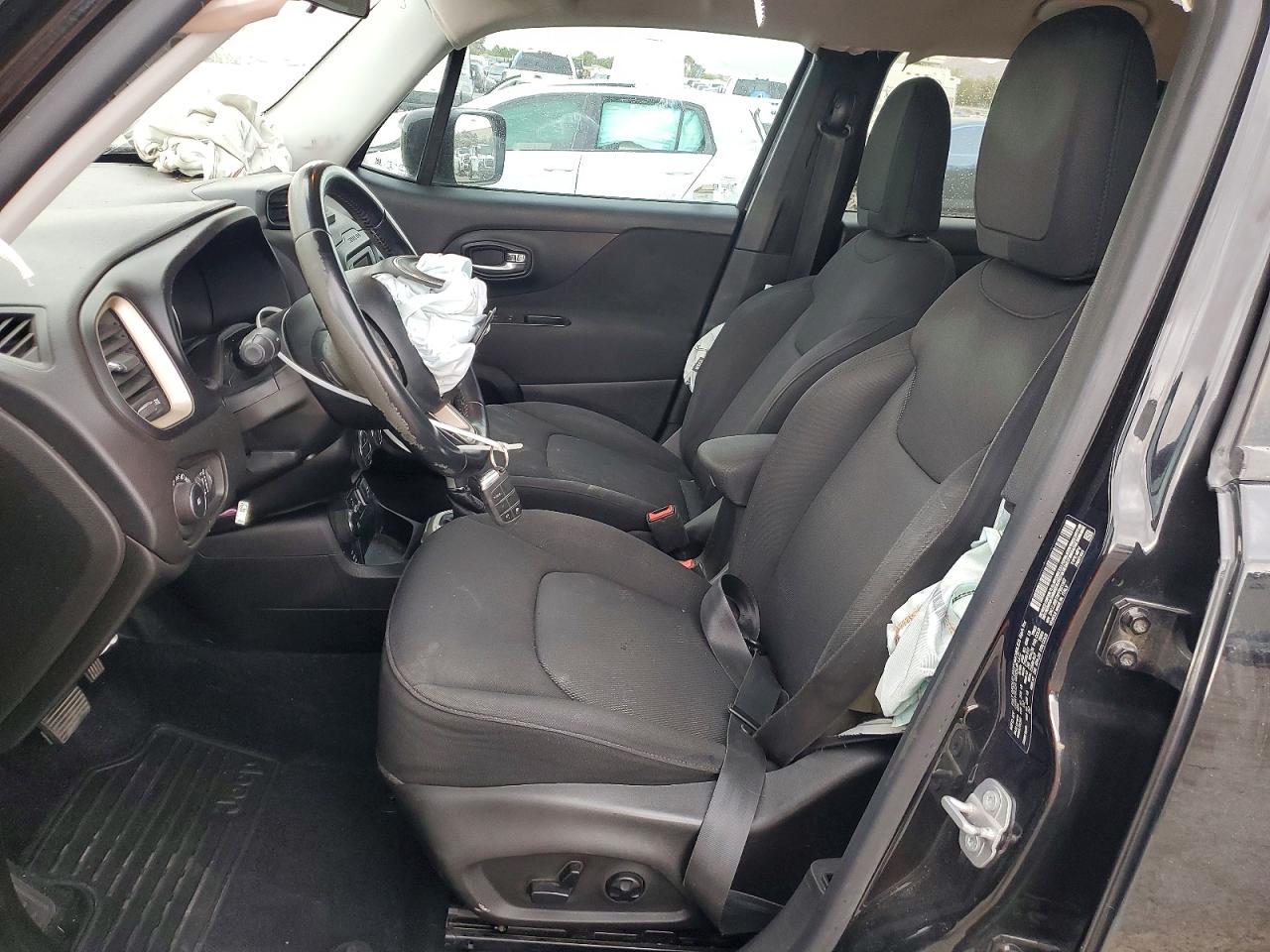 2015 JEEP RENEGADE LATITUDE photo 7