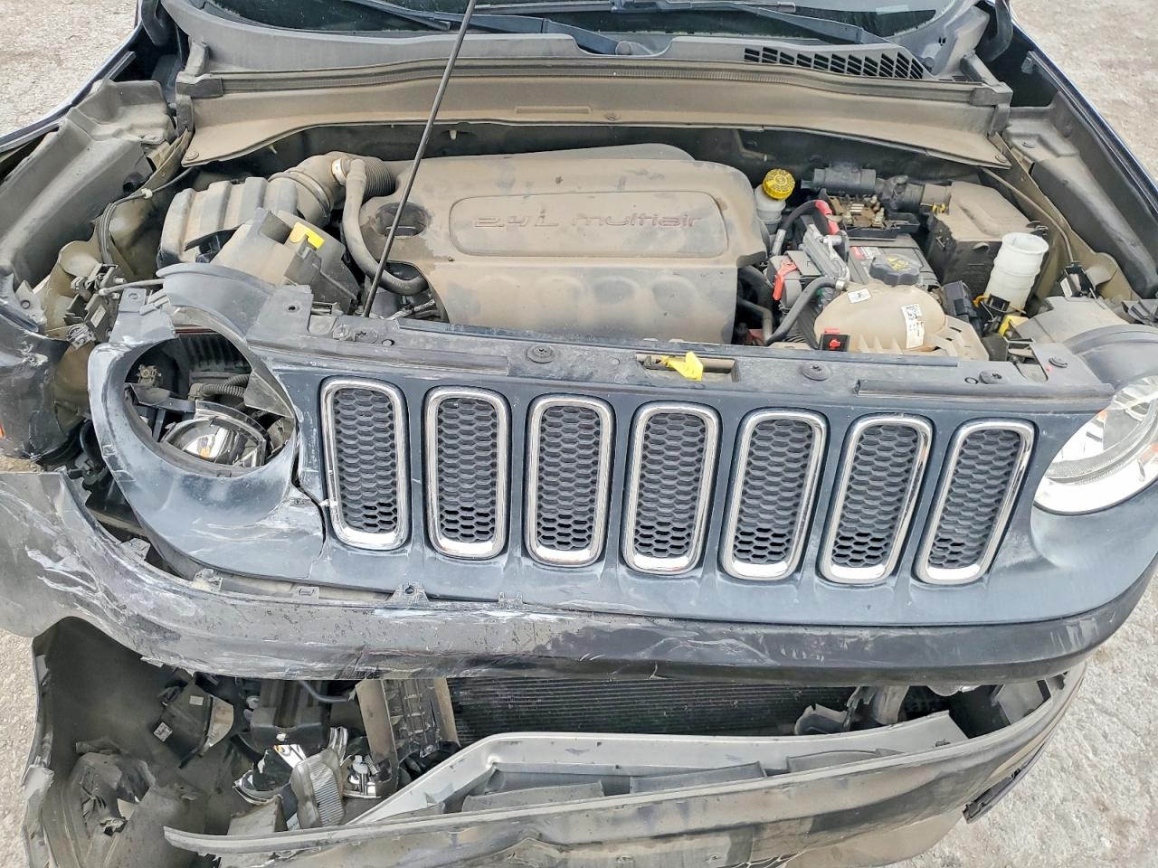 2015 JEEP RENEGADE LATITUDE photo 12