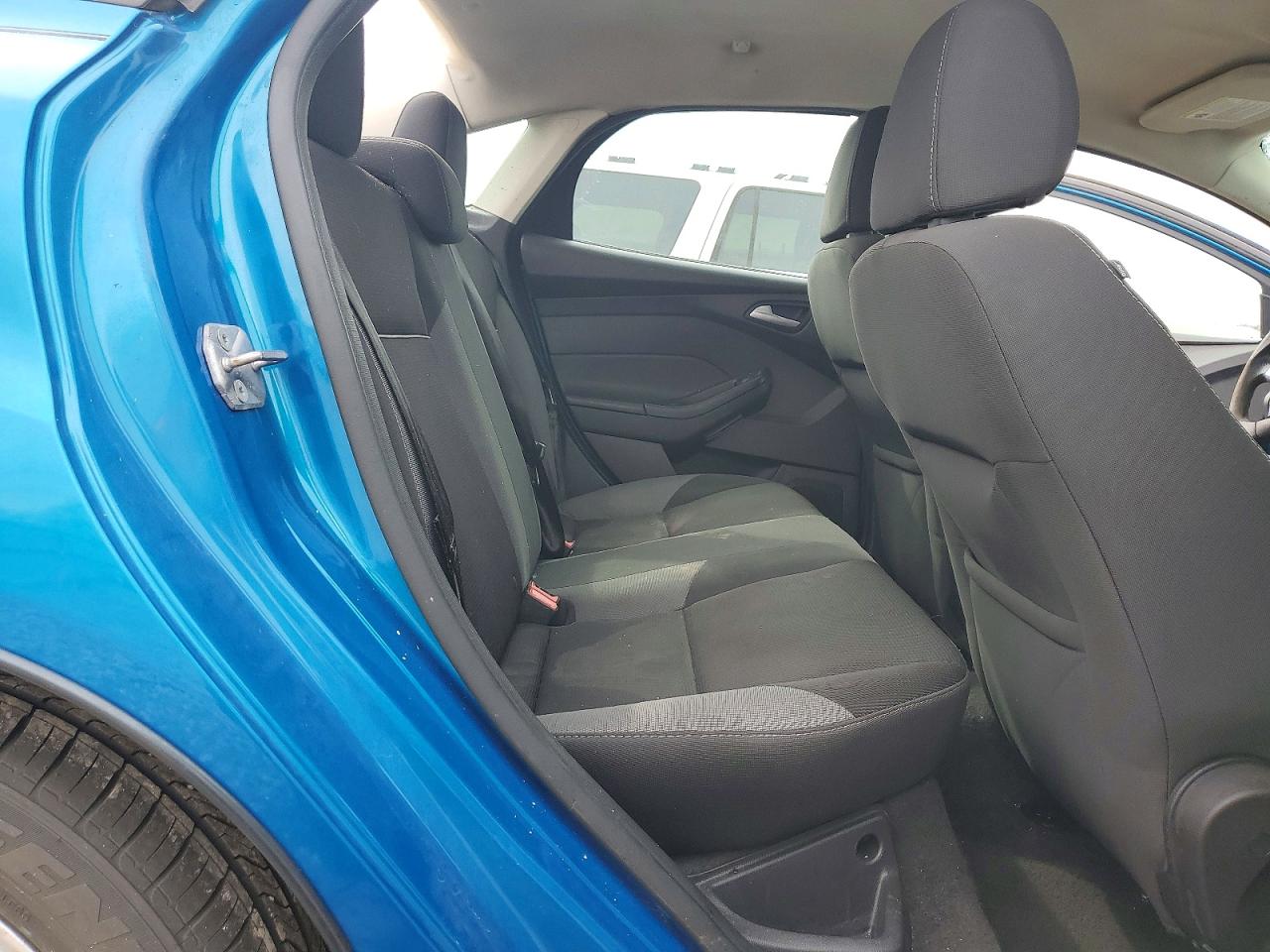 2013 FORD FOCUS SE photo 19