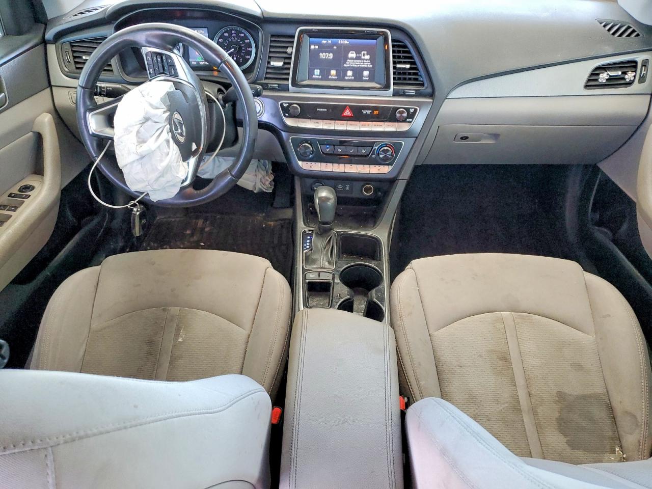 2018 HYUNDAI SONATA SEL photo 22