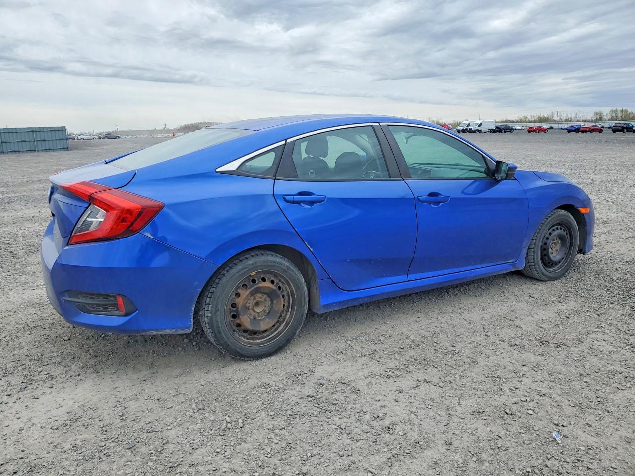 2016 HONDA CIVIC LX photo 5