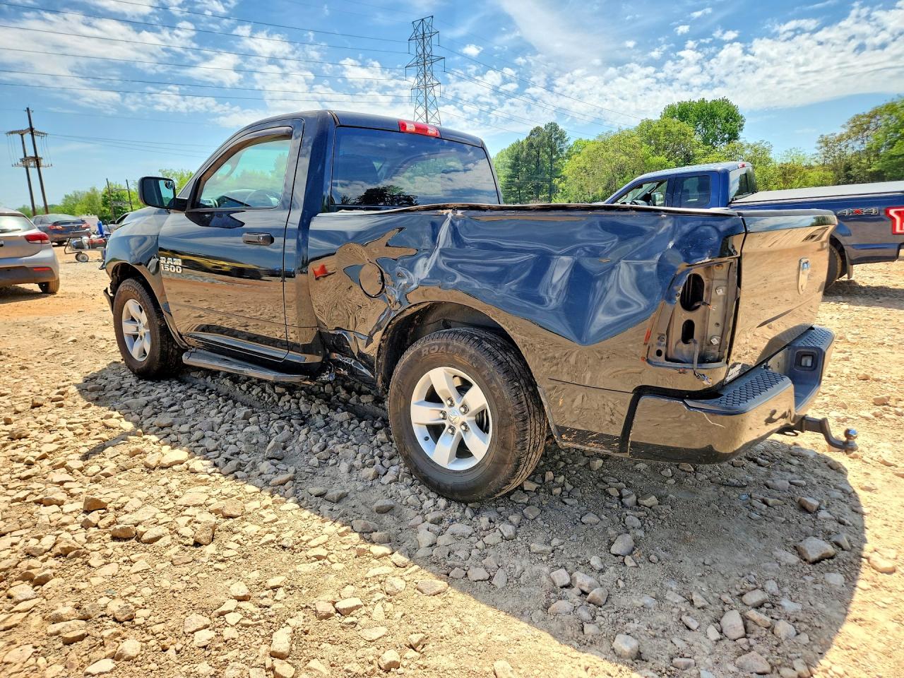 2018 RAM 1500 ST photo 2