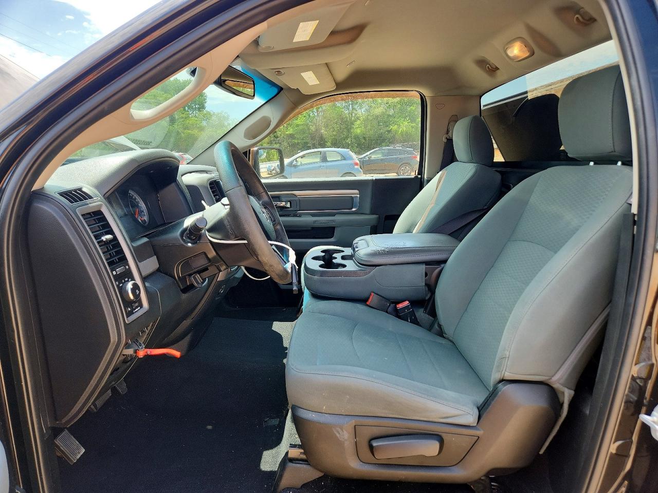 2018 RAM 1500 ST photo 7