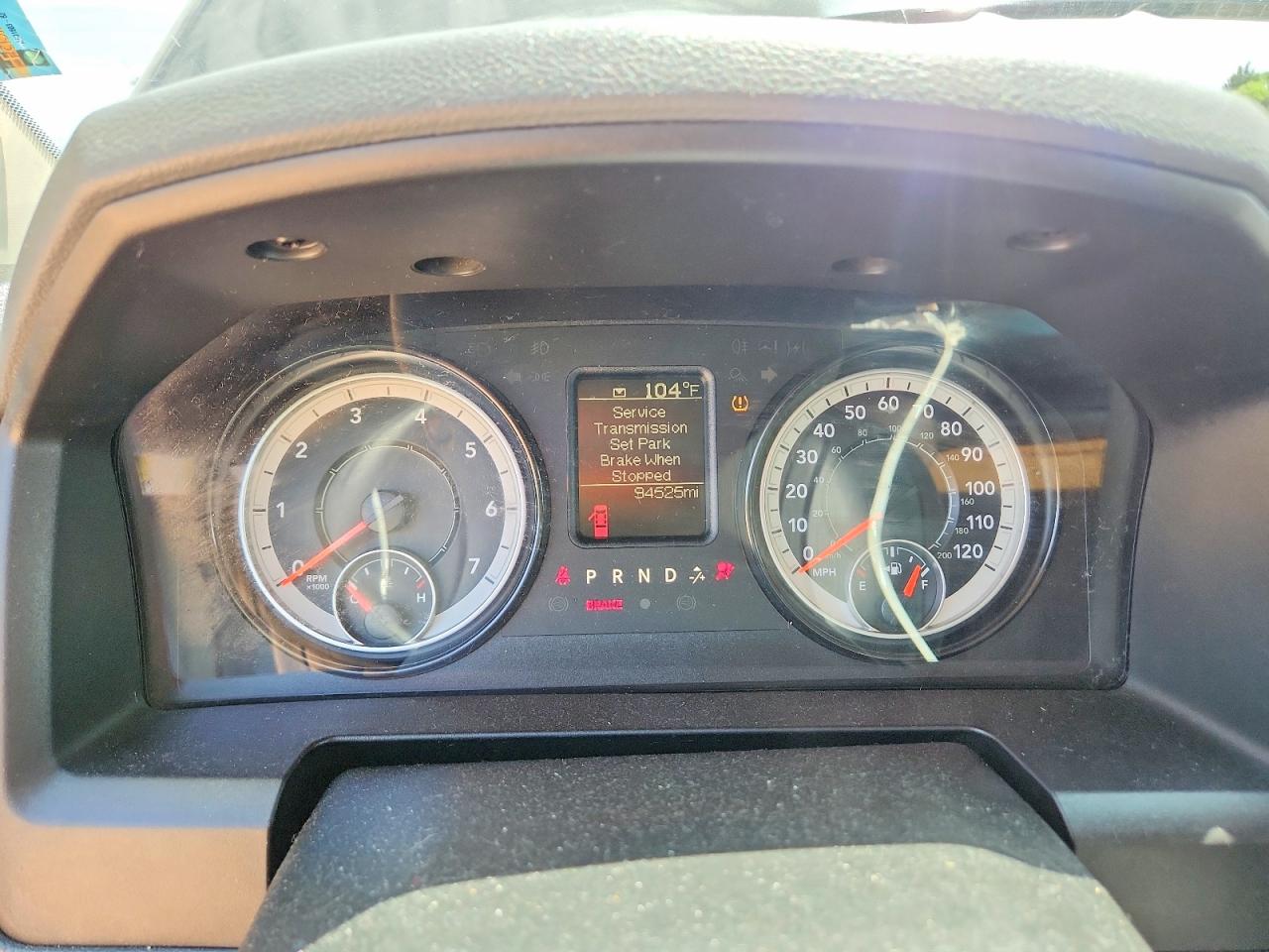 2018 RAM 1500 ST photo 9