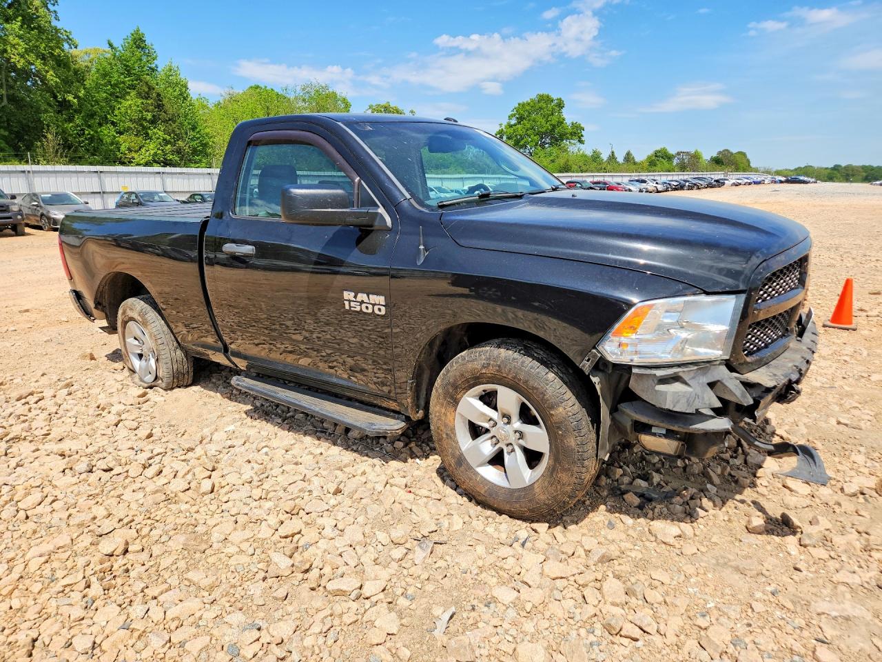 2018 RAM 1500 ST photo 4