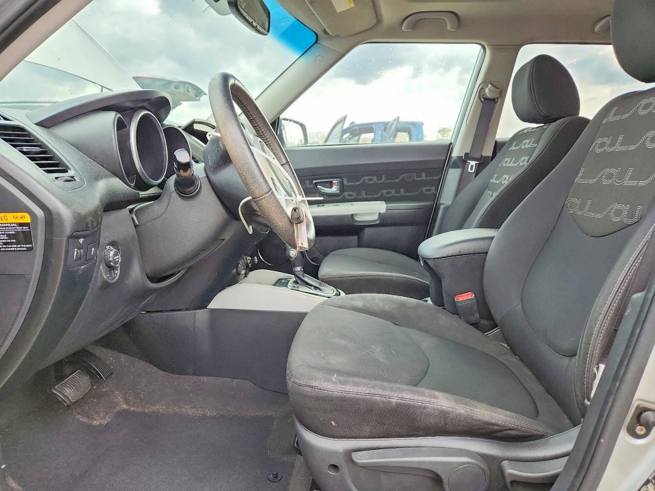 2012 KIA SOUL + photo 19