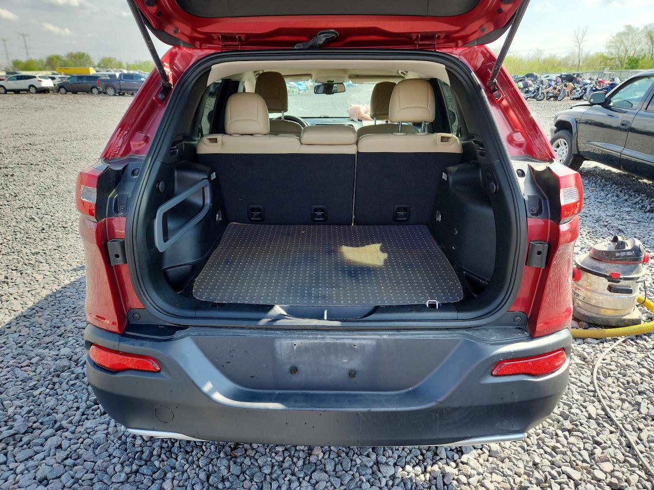 2017 JEEP CHEROKEE LIMITED photo 11