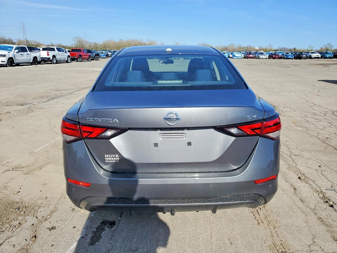 2022 NISSAN SENTRA SV photo 11