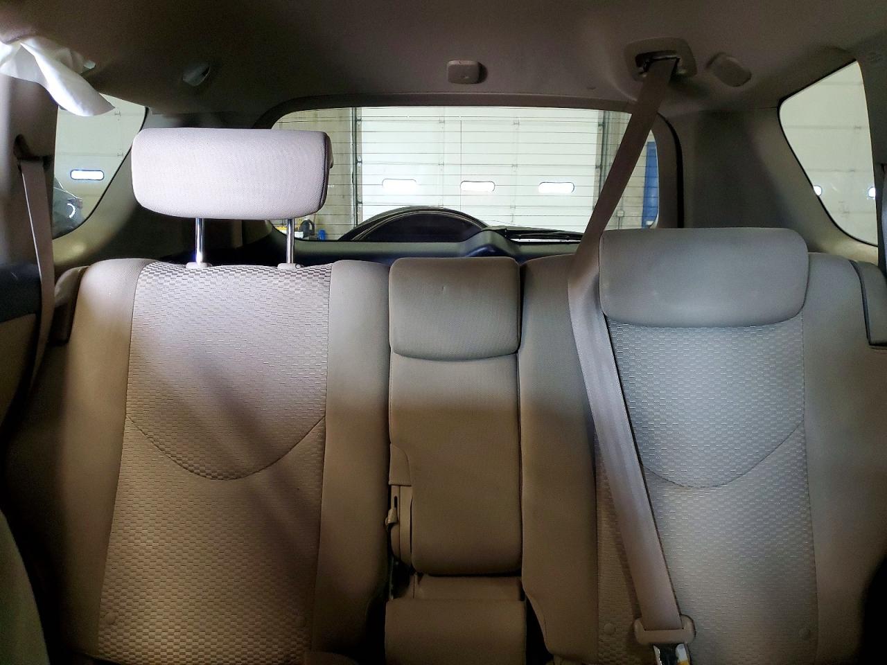 2011 TOYOTA RAV4 BASE photo 28