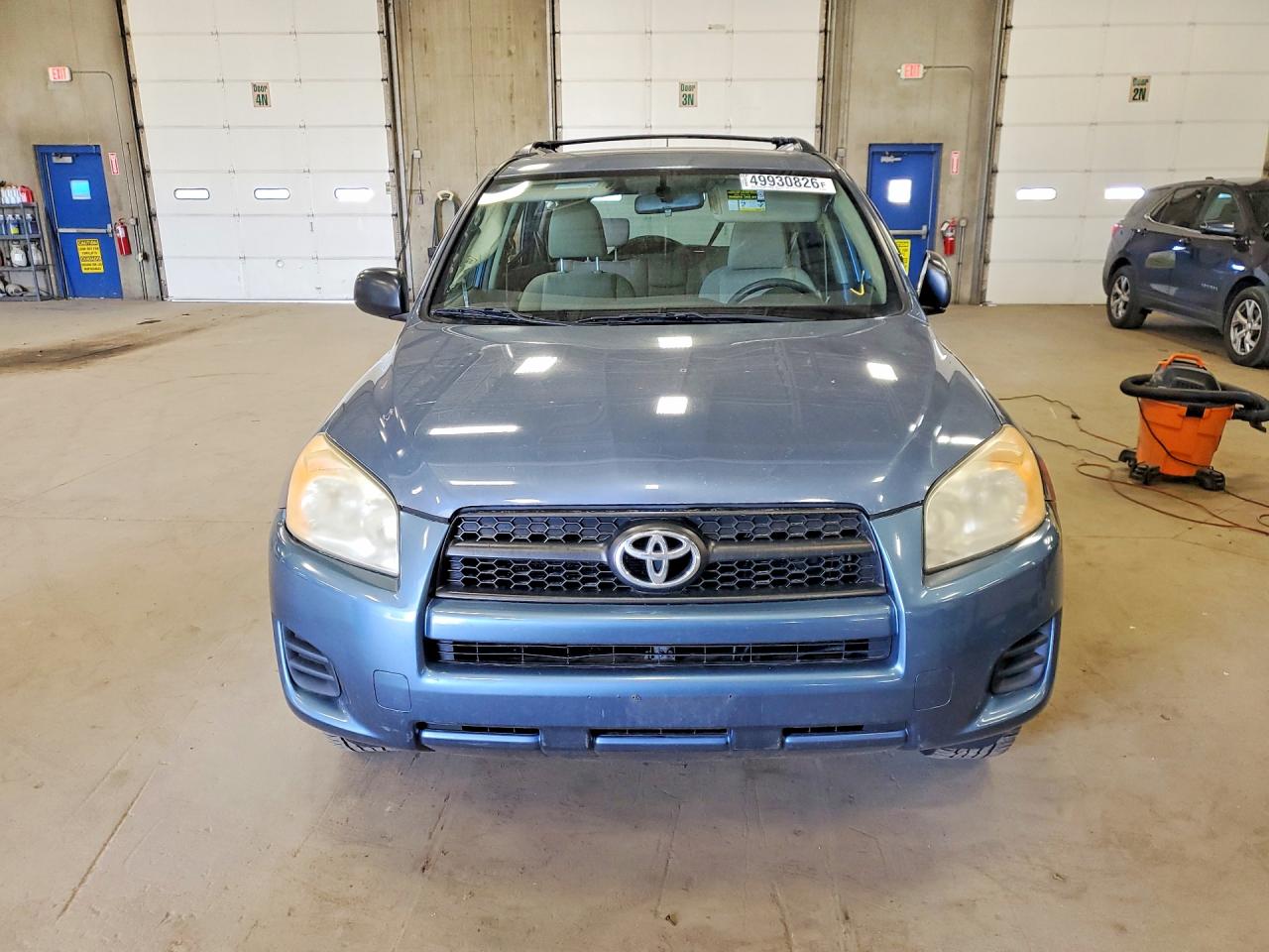 2011 TOYOTA RAV4 BASE photo 13