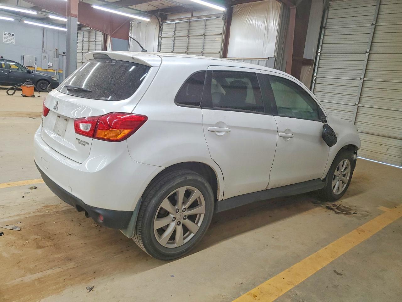 2015 MITSUBISHI OUTLANDER SPORT ES photo 5