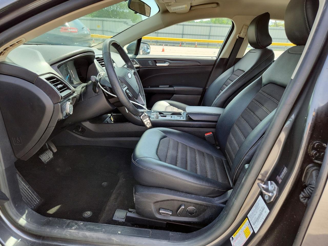 2018 FORD FUSION SE photo 13