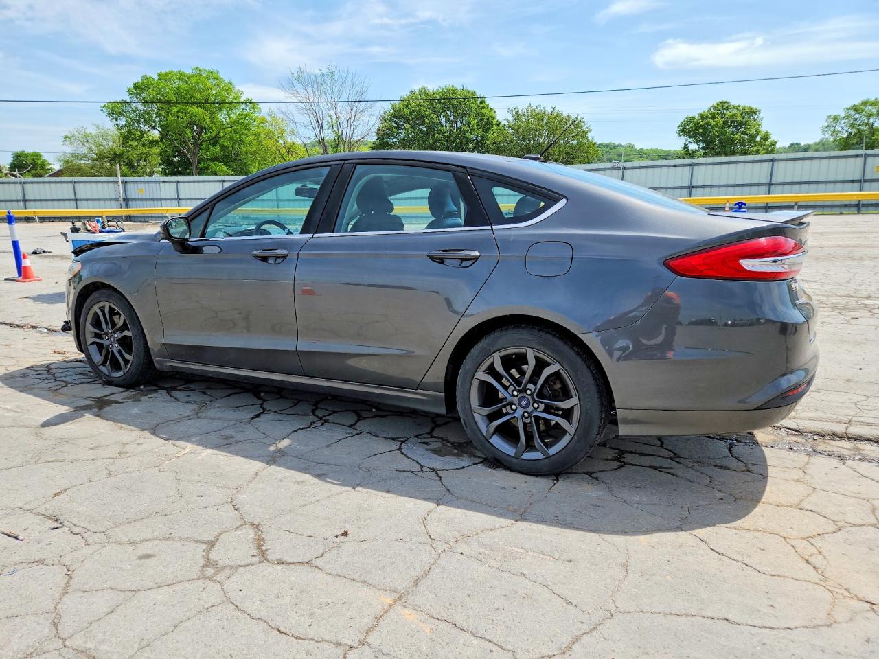 2018 FORD FUSION SE photo 3