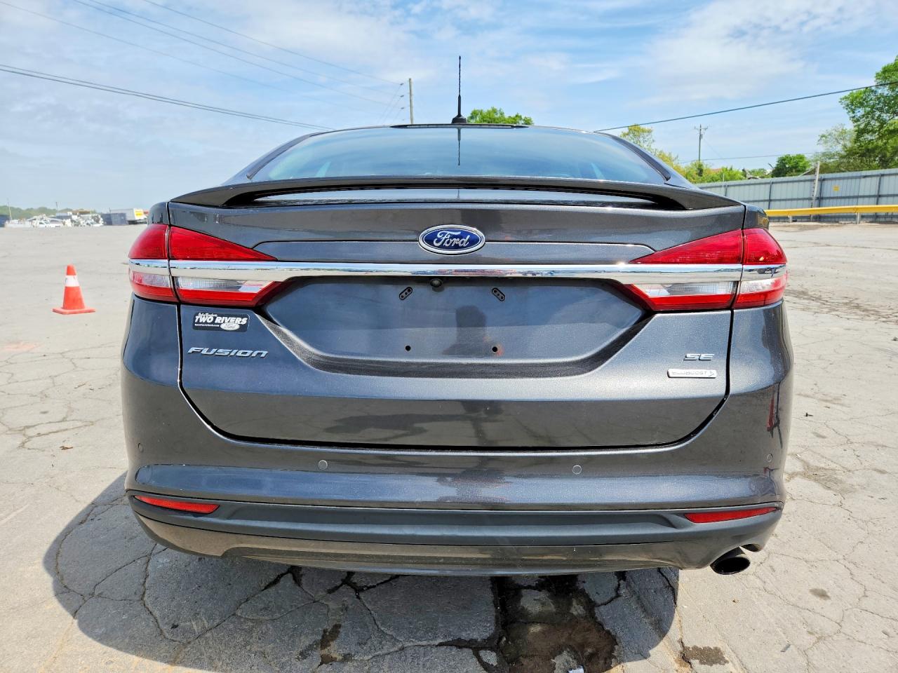 2018 FORD FUSION SE photo 11