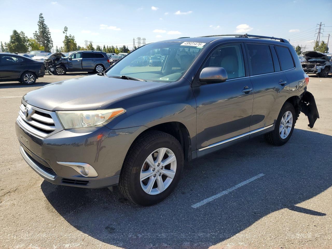 2013 TOYOTA HIGHLANDER