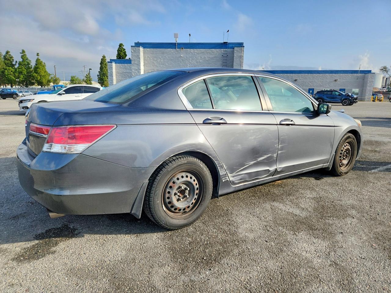 2012 HONDA ACCORD LX photo 5