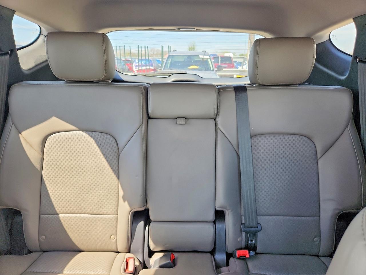2017 HYUNDAI SANTA FE SPORT 2.4L photo 28