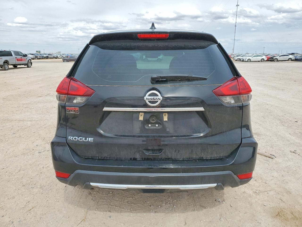 2019 NISSAN ROGUE S photo 11