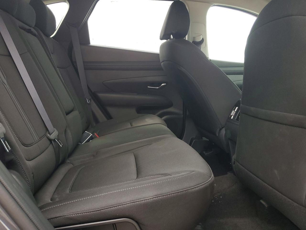 2026 HYUNDAI TUCSON SEL photo 31