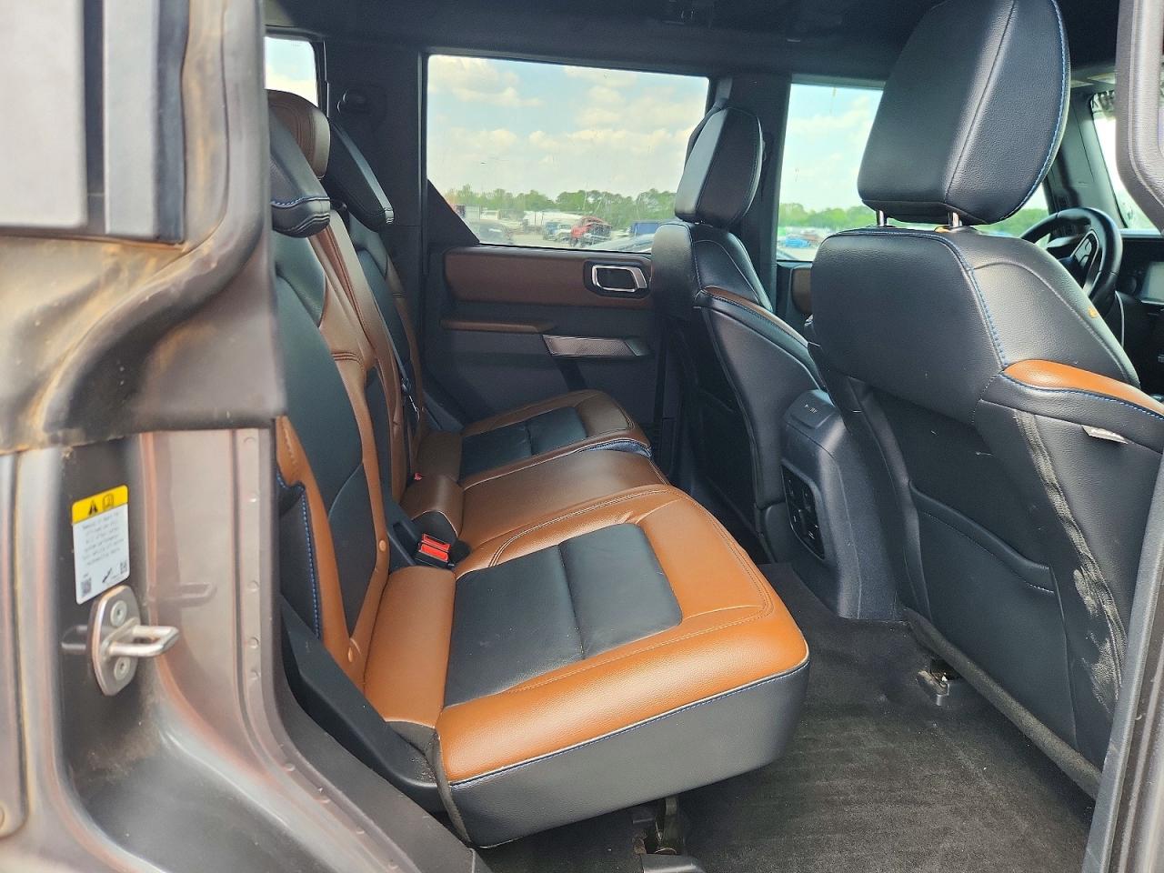 2022 FORD BRONCO BASE photo 31