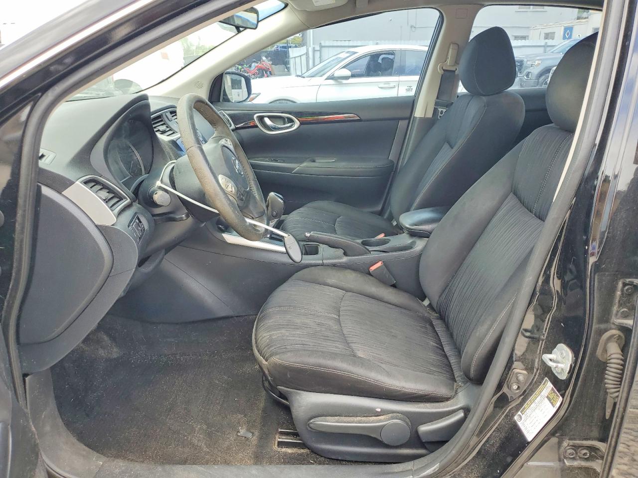 2016 NISSAN SENTRA SV photo 19