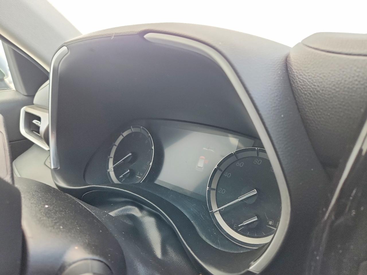 2021 TOYOTA HIGHLANDER XLE photo 9
