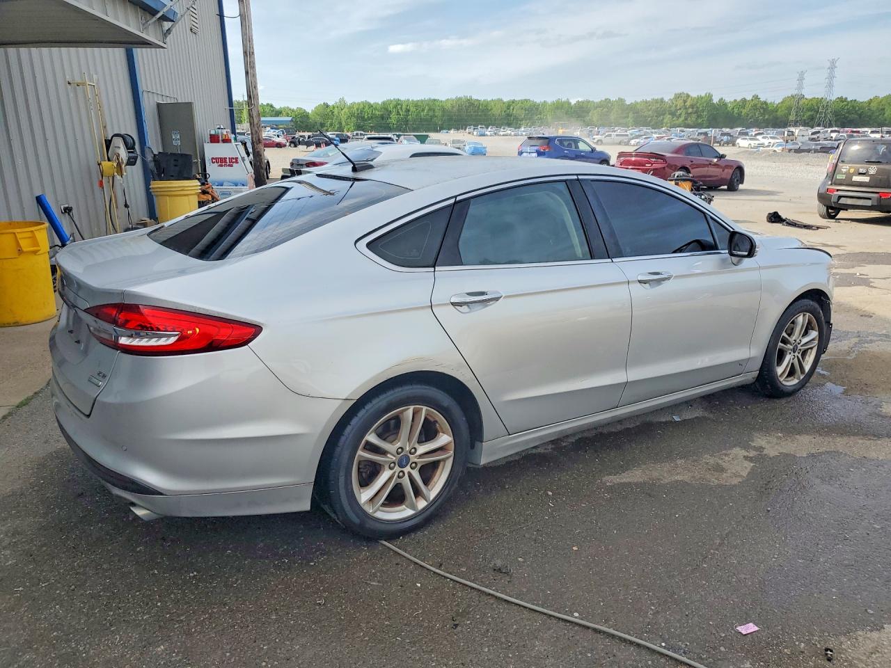 2018 FORD FUSION SE photo 7