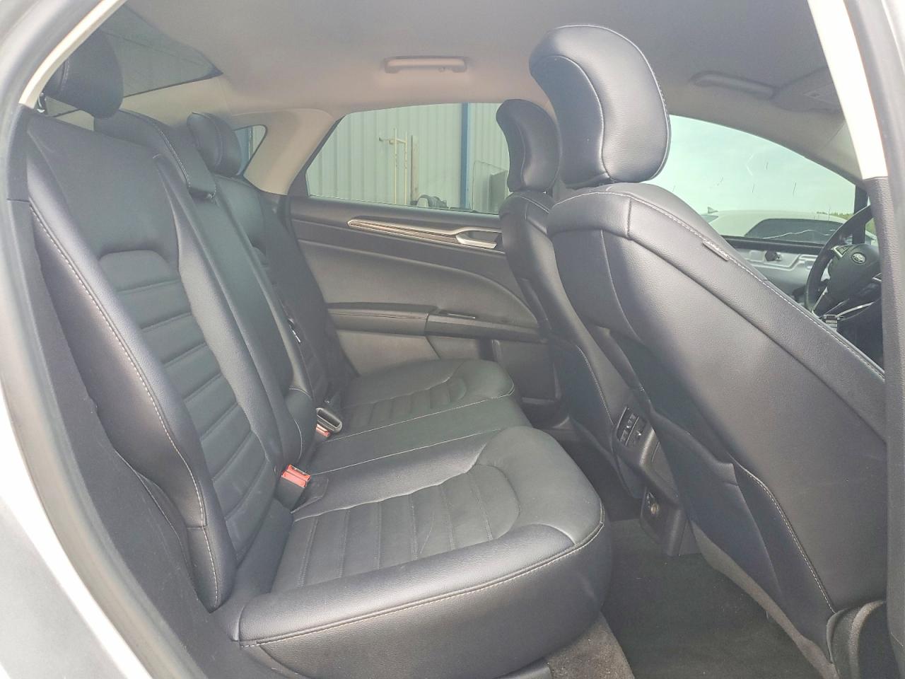 2018 FORD FUSION SE photo 28