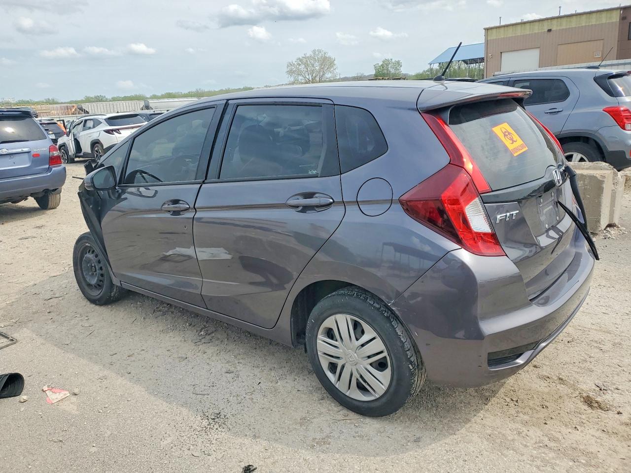 2019 HONDA FIT LX photo 3