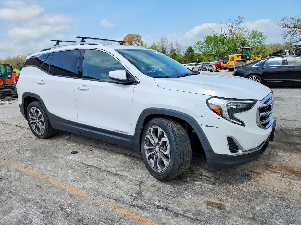 2019 GMC TERRAIN SLT photo 4
