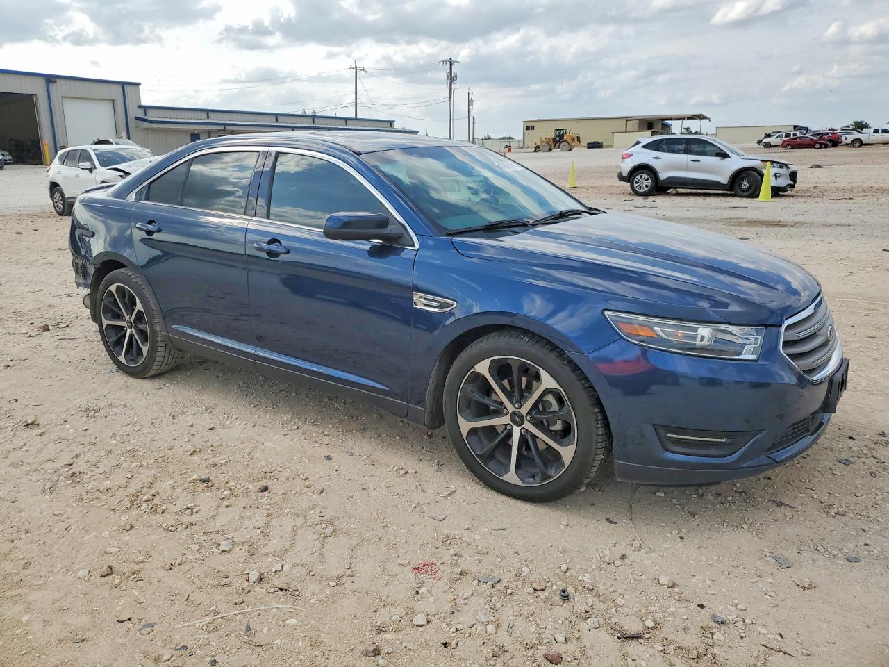 2016 FORD TAURUS SEL photo 7