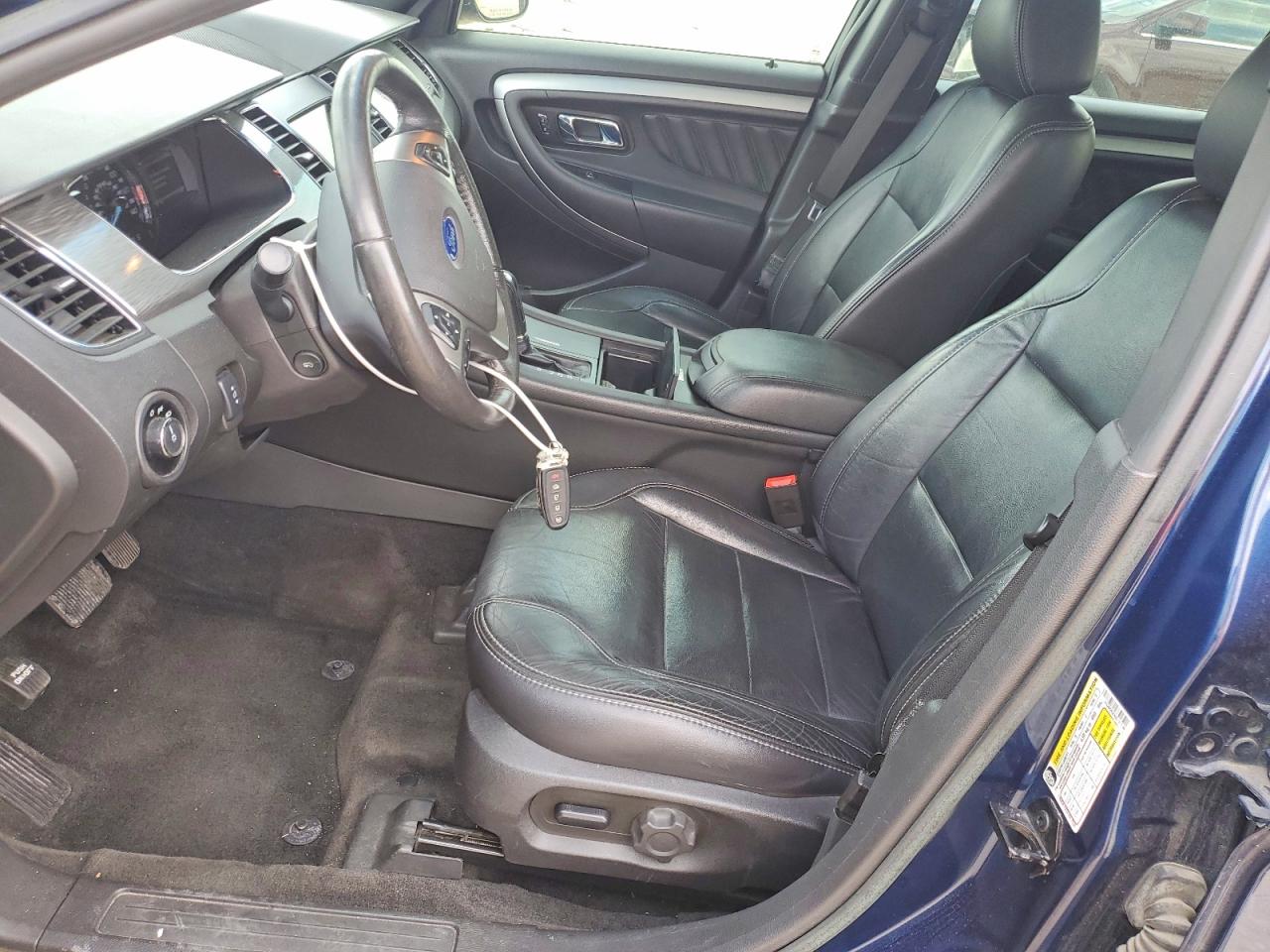 2016 FORD TAURUS SEL photo 13