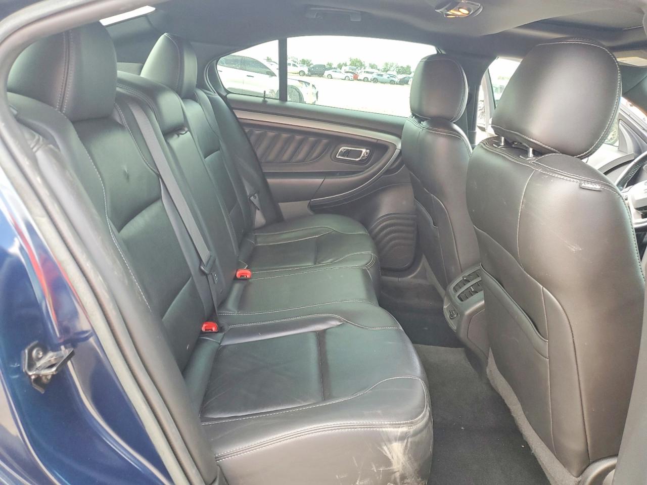 2016 FORD TAURUS SEL photo 19
