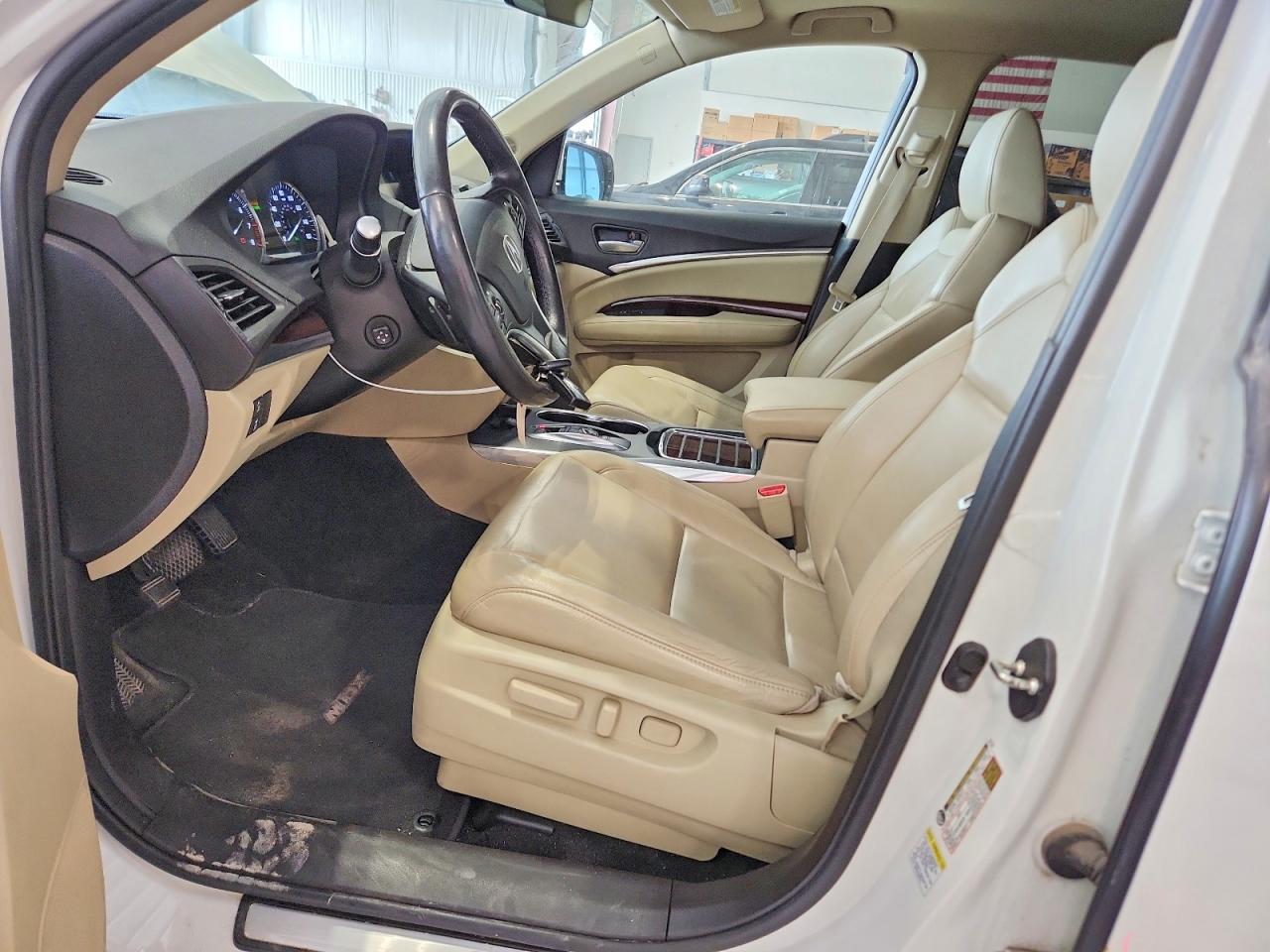 2016 ACURA MDX photo 19