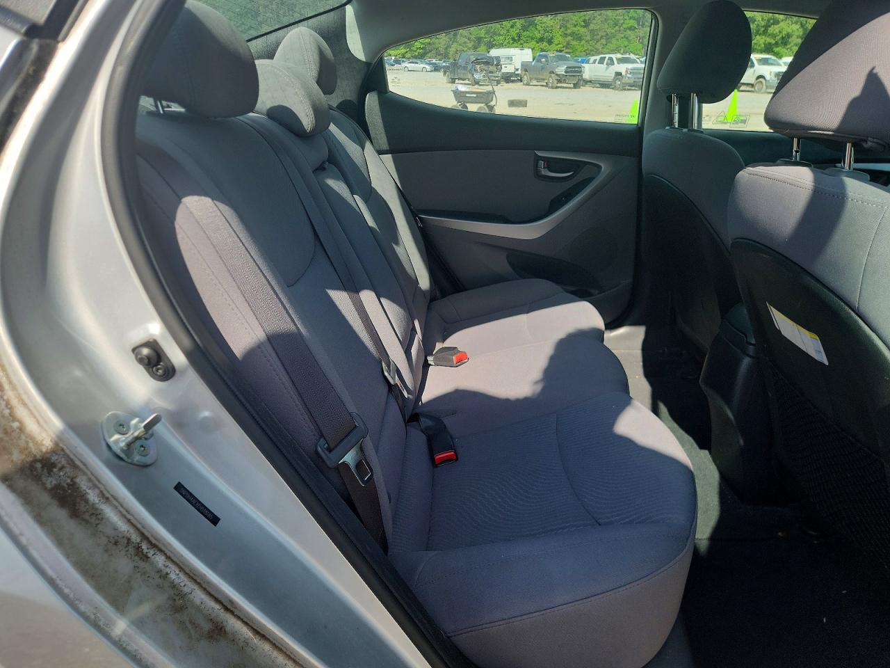 2014 HYUNDAI ELANTRA SE photo 28