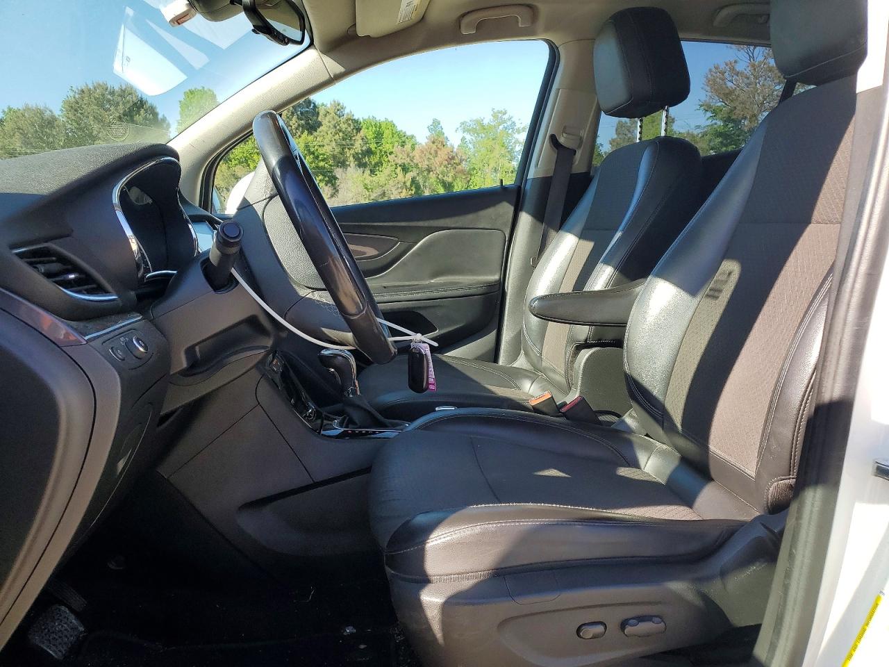 2020 BUICK ENCORE PREFERRED photo 13
