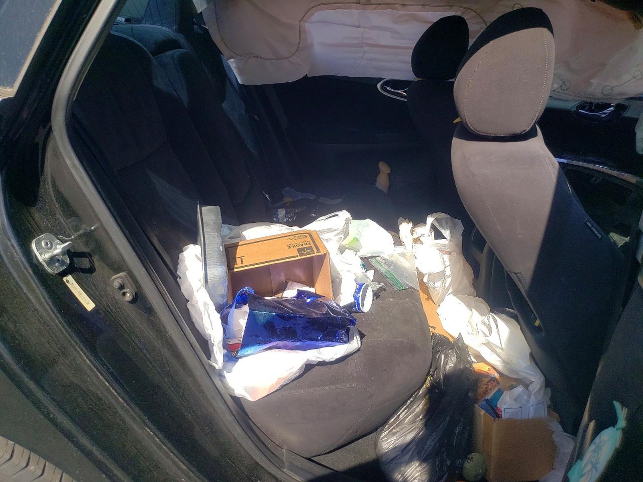 2013 NISSAN SENTRA S photo 19