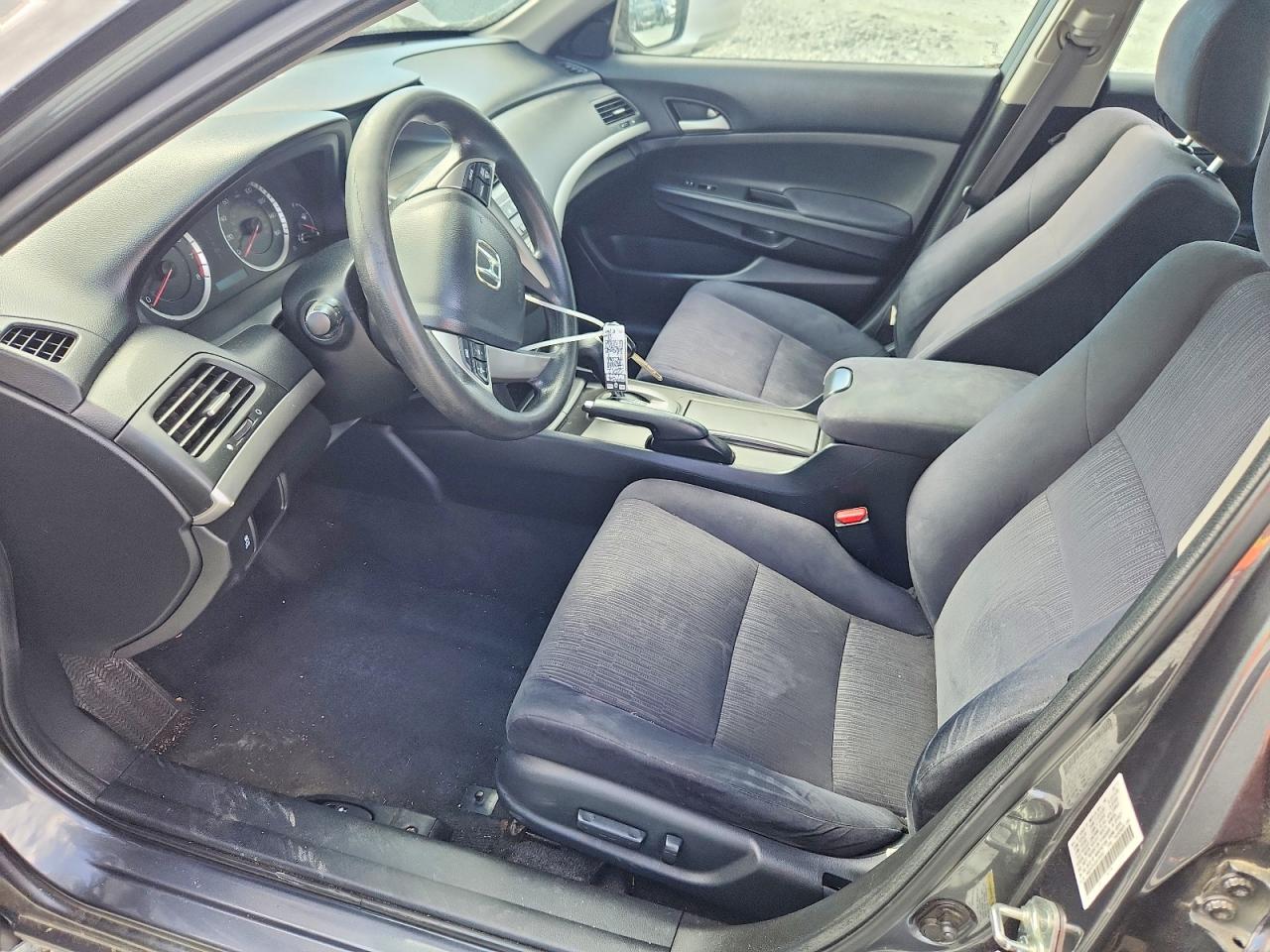2012 HONDA ACCORD LXP photo 13