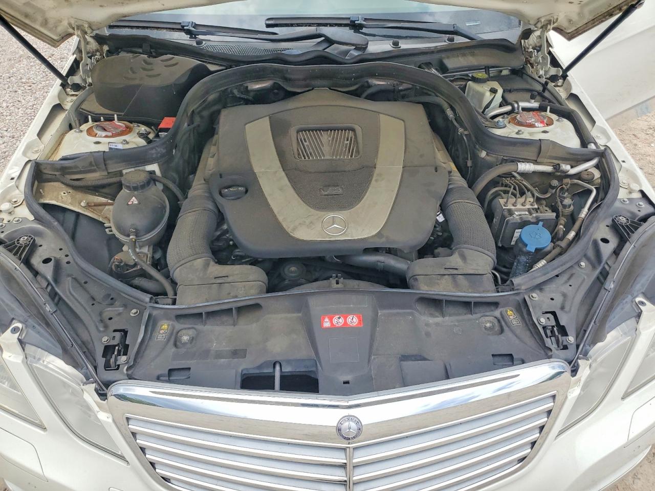 2010 MERCEDES-BENZ E 350 photo 11