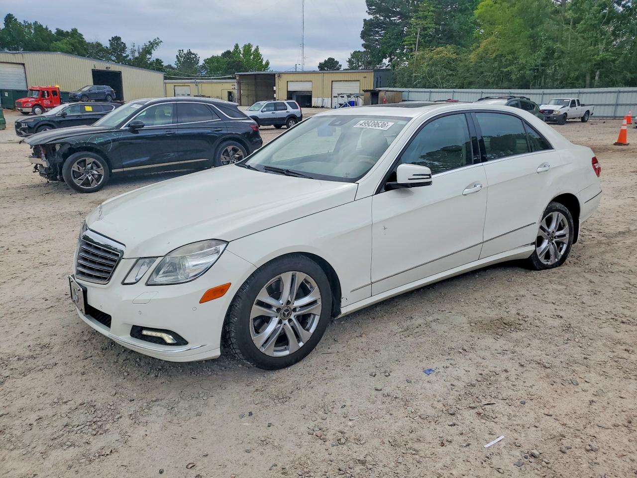 2010 MERCEDES-BENZ E