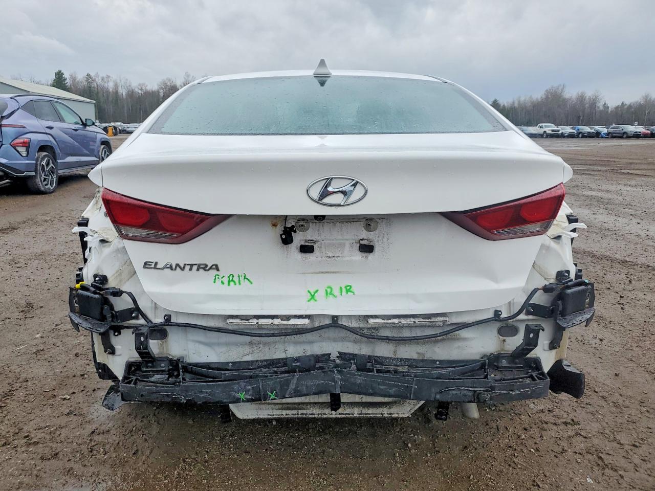 2017 HYUNDAI ELANTRA SE photo 11