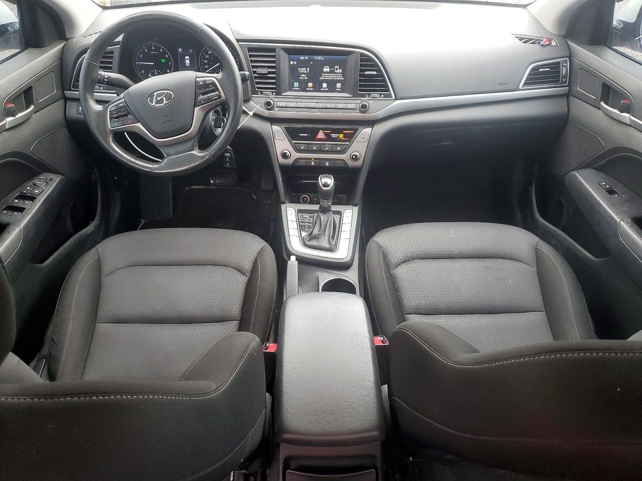 2017 HYUNDAI ELANTRA SE photo 15