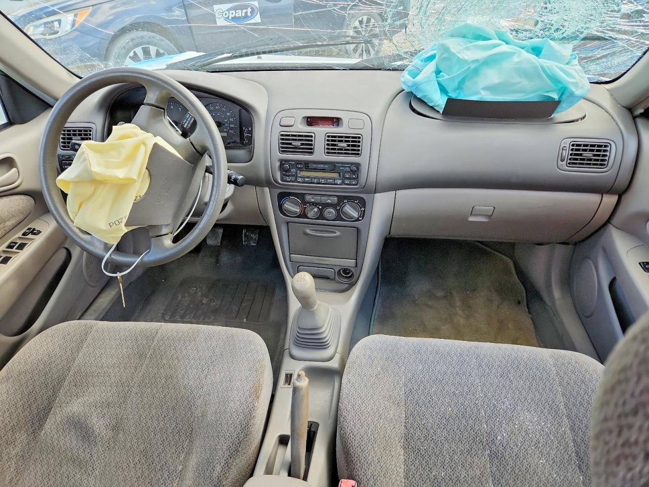 2001 TOYOTA COROLLA LE photo 15