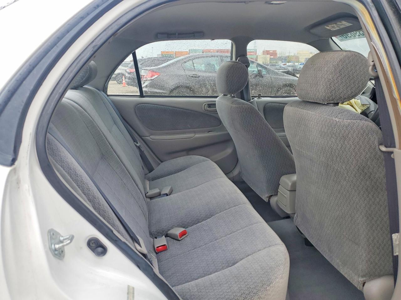 2001 TOYOTA COROLLA LE photo 19