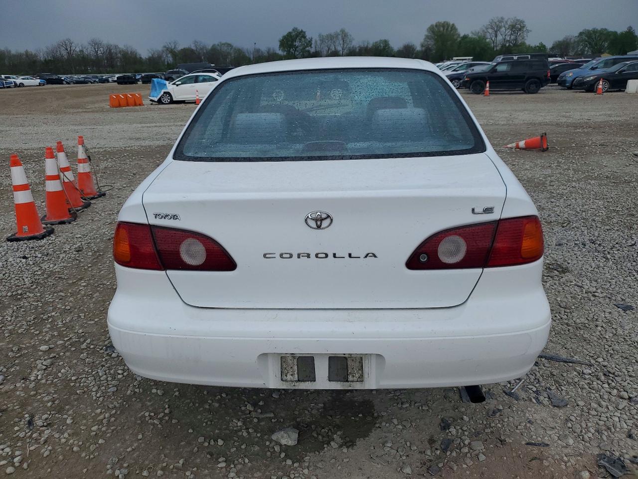 2001 TOYOTA COROLLA LE photo 11