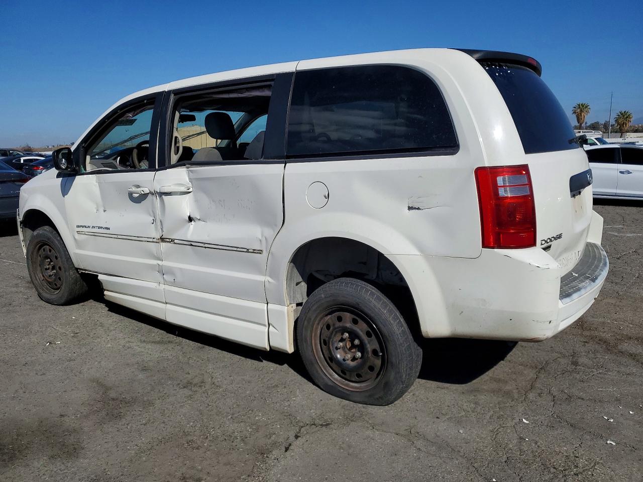 2010 DODGE GRAND CARAVAN photo 3